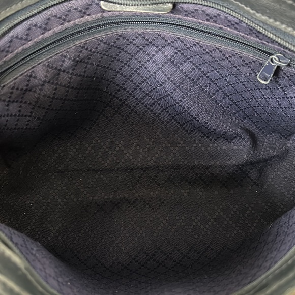 Vintage Gucci Purse - Picture 7 of 7